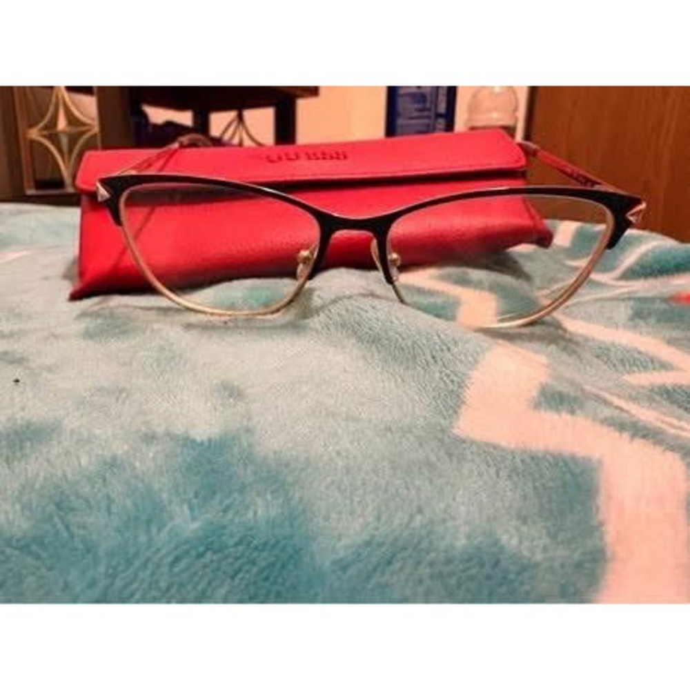 Guess Glasses in Brown - Picture 1 of 3